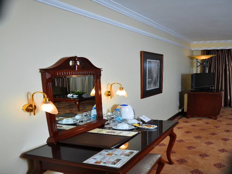 Karaca Hotel İzmir Luaran gambar